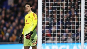 Manchester United Tetap Percaya pada Senne Lammens, Kesalahan di Turnamen Tak Ubah Rencana Klub
