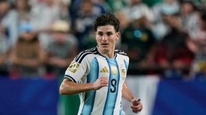5 Klub yang Berpeluang Merekrut Julian Alvarez Jika Tinggalkan Atletico Madrid